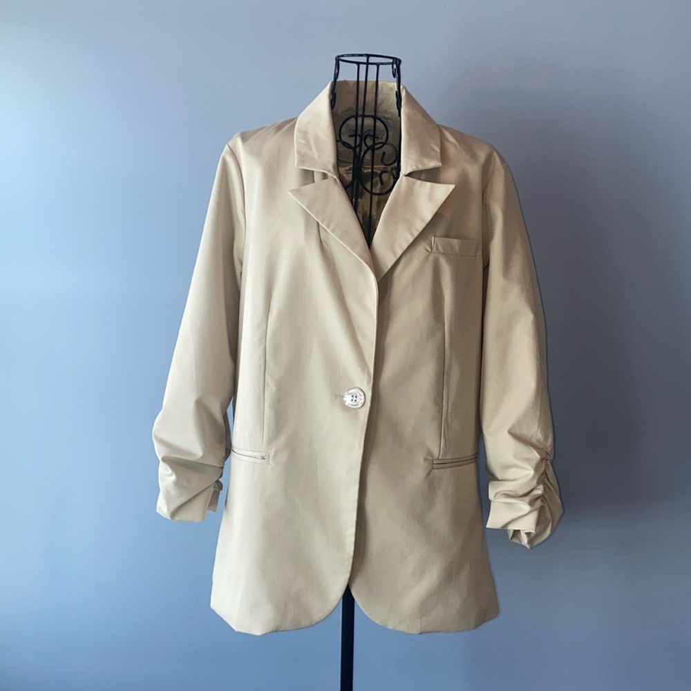 Vintage Guess Blazer - Beige with 3/4 sleeves